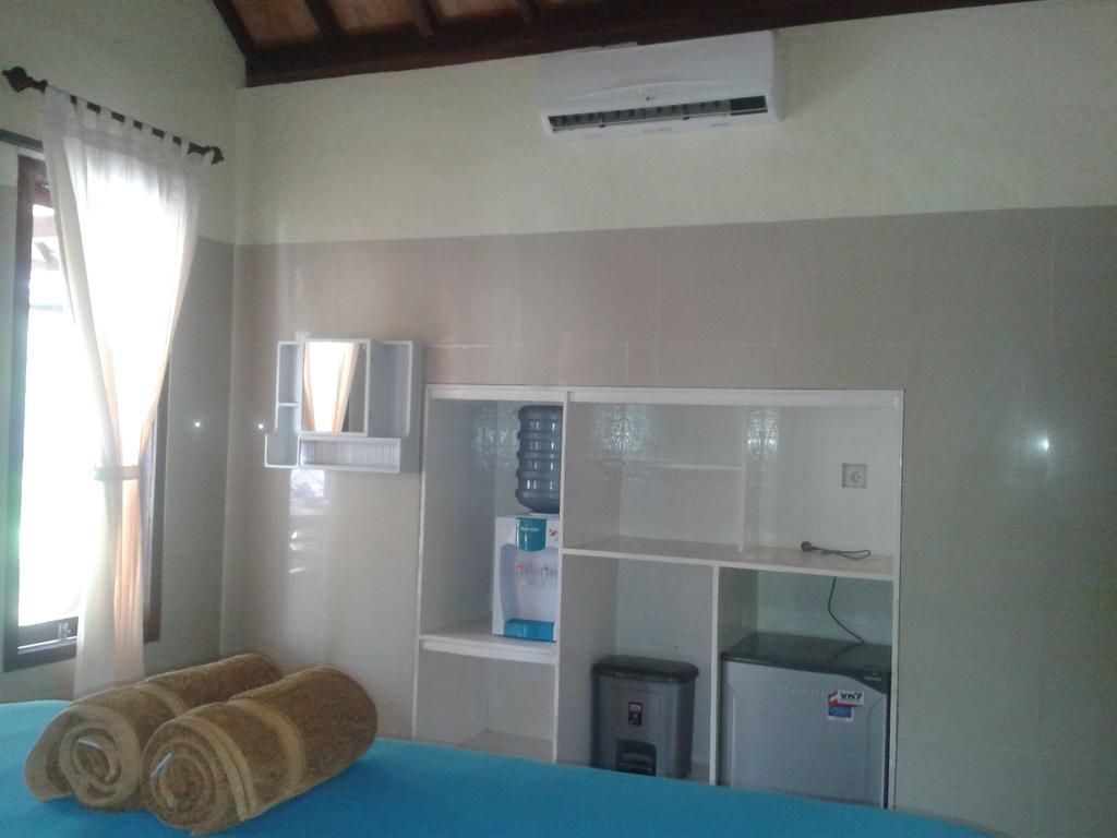 Fantastic Cottages Gili Meno Room photo